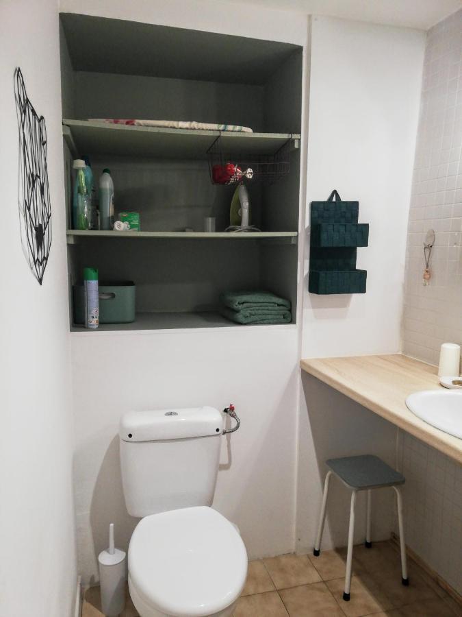 Charmant Appartement En Centre-Ville Medieval Gigean Ngoại thất bức ảnh